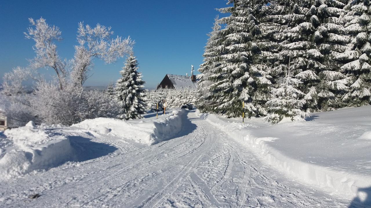 Chata Karolinka Бенецко Екстериор снимка
